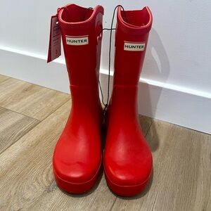 SOLD  Children’s Red Hunter for Target Rubber Wellies Boots Size 2 NWT